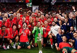 包含欧国联赛场电光火石，精彩瞬间尽收眼底的词条