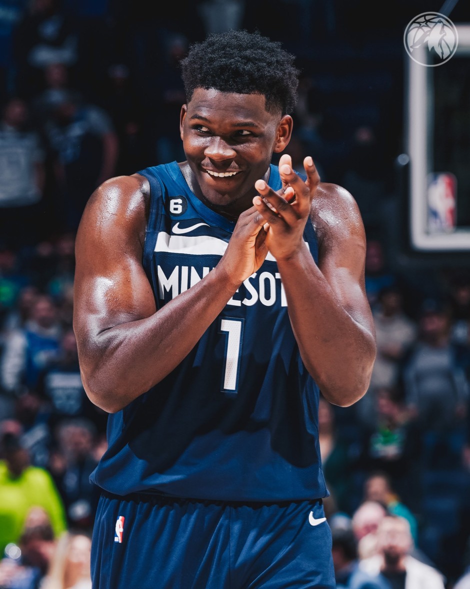 包含沃尔夫斯堡主场告负，豪门之路堪忧的词条