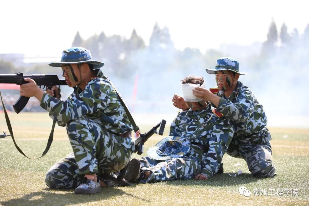 强敌过招,火药味十足的对决即将上演的简单介绍 强敌过招,火药味十足的对决即将上演的简单介绍